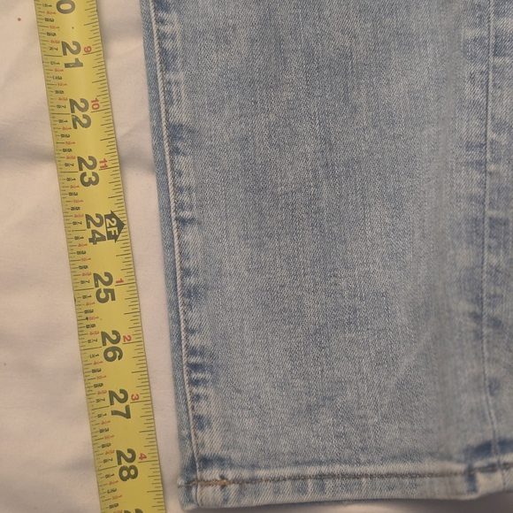 American Eagle Outfitters Light Blue Denim Jeans - Picture 13 of 13